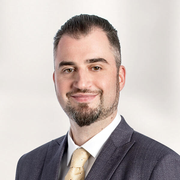 Jason Moscovici Founder | President Provisions Legal Services Inc. headshot